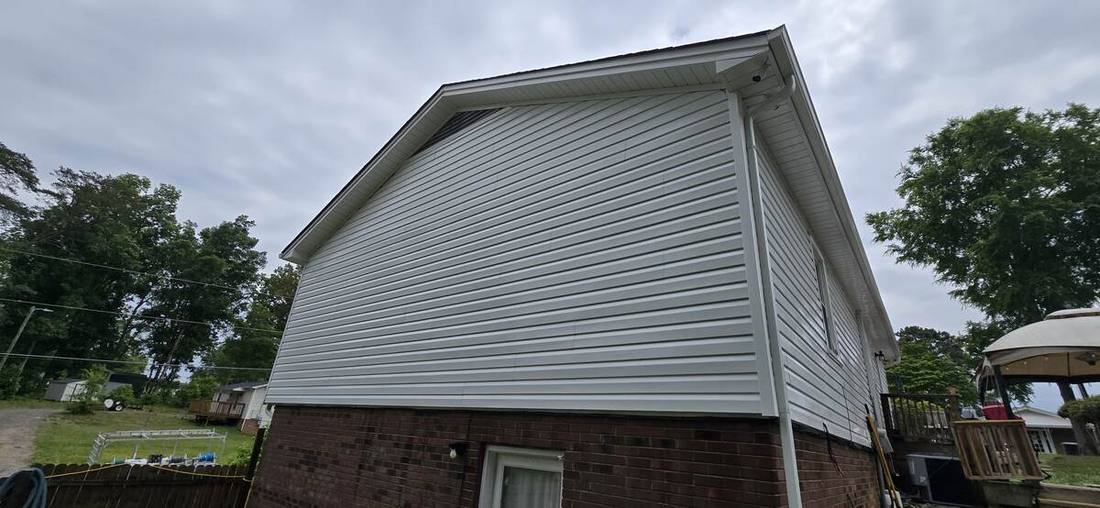 Vinyl siding after soft wash cleaning in Eden NC